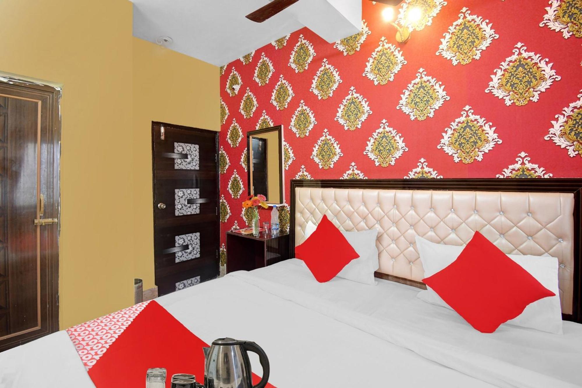 Hotel O Ankan Regency Near Acropolis Mall Колката Екстериор снимка
