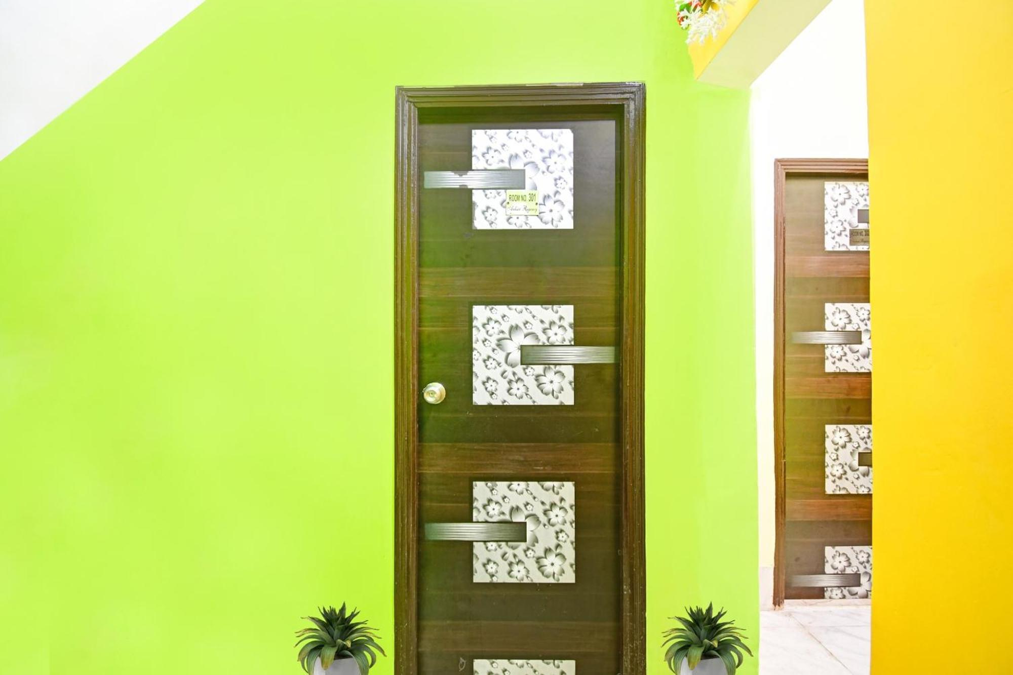 Hotel O Ankan Regency Near Acropolis Mall Колката Екстериор снимка